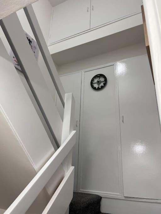 Stunning 2 Bedroom Duplex In The Heart Of Londra